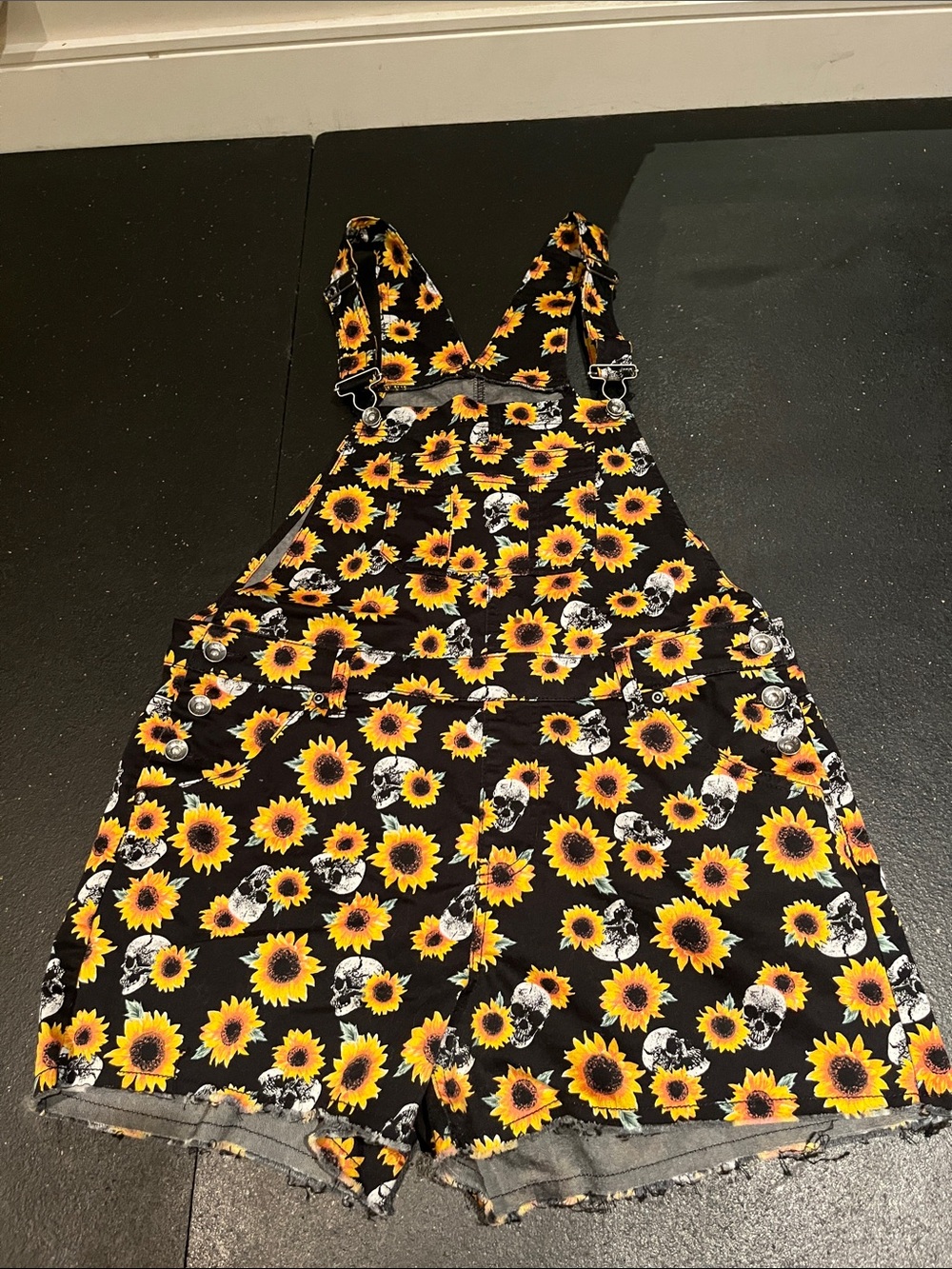 Sunflower Print Short Overalls Jumpsuit - Black & Yellow